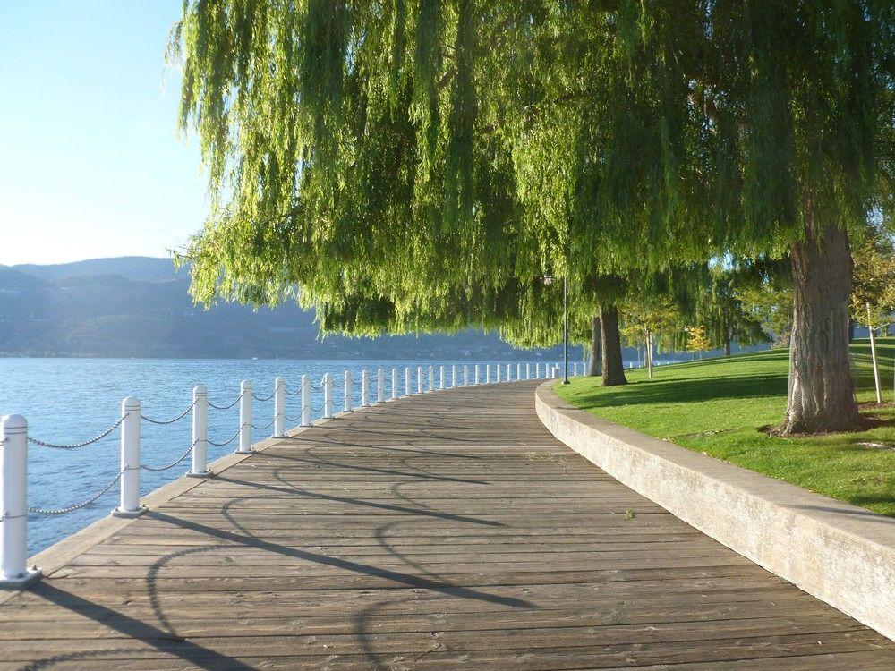 The Royal Kelowna - Bellstar Hotels & Resorts Exterior foto