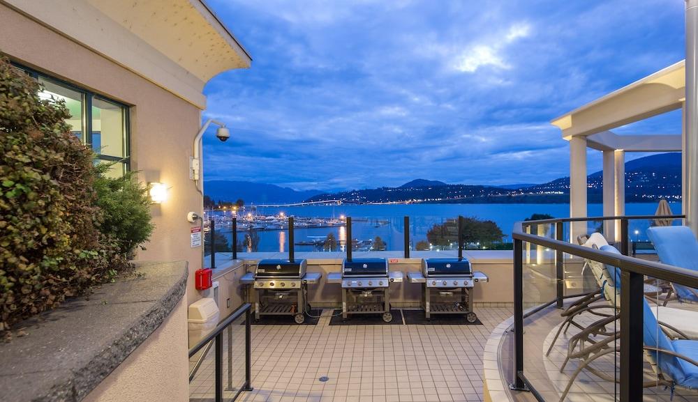 The Royal Kelowna - Bellstar Hotels & Resorts Exterior foto